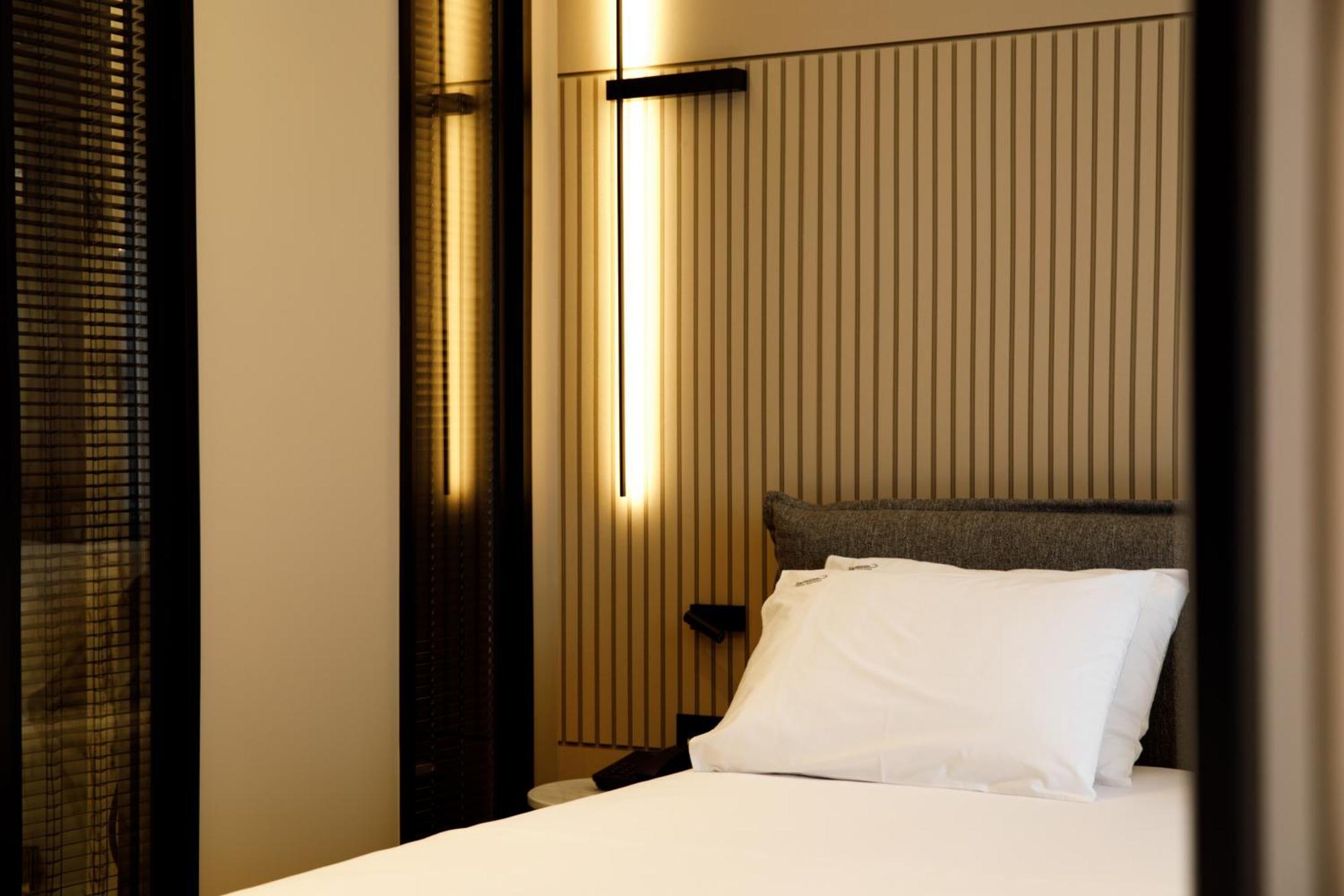 Caramel Boutique Hotel ジロカストラ エクステリア 写真